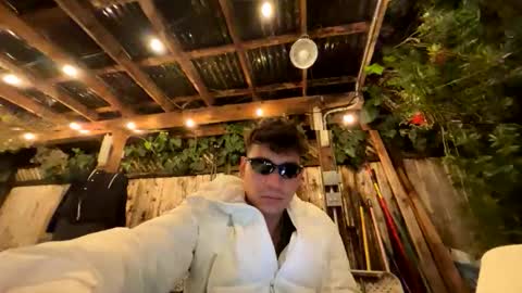 coronelking online show from 11-17-25, 02:50