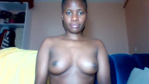 Snapshot of cortezblue chatting on 03-17-26, 10:46 blue online show from 03-17-26, 10:46