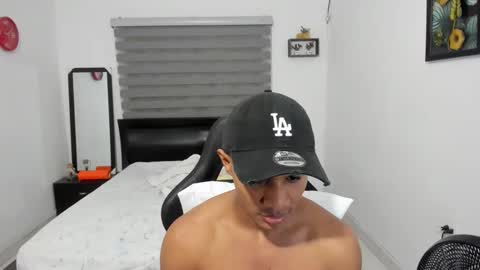 Ethan  online show from 11-26-25, 11:39