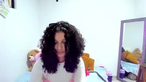 Lunita online show from 10-05-25, 04:16