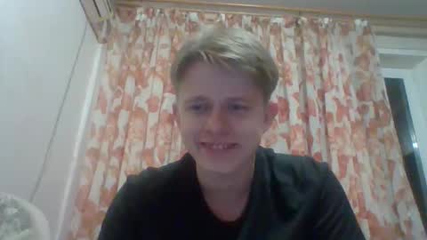 Snapshot of cosm2312 chatting on 04-07-26, 06:30 Andrew online show from 04-07-26, 06:30