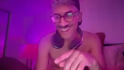 Snapshot of cosmicafterdark chatting on 06-13-26, 05:38 Queer Vibes Slow Burn Good Energy online show from 06-13-26, 05:38