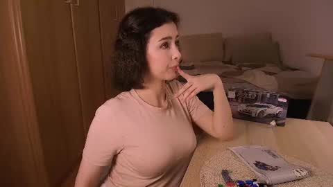 Snapshot of cosmos_baby chatting on 06-22-26, 07:55 Luna online show from 06-22-26, 07:55