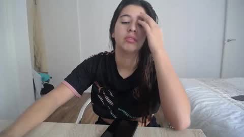 Snapshot of costantine_helena24 chatting on 12-16-24, 12:38 costantine helena24 online show from 12-16-24, 12:38