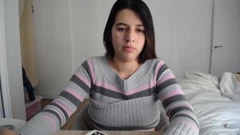 Snapshot of costantine_helena24 chatting on 01-08-25, 01:31 costantine helena24 online show from 01-08-25, 01:31