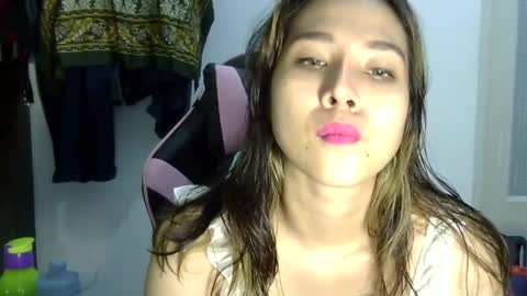 Snapshot of cottoncandygirl9898 chatting on 02-25-25, 11:33 Liz Gwyneth Charlota online show from 02-25-25, 11:33