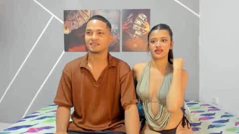 Snapshot of couple777sexy chatting on 04-21-26, 09:17 Andri online show from 04-21-26, 09:17
