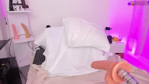 Maria  online show from 02-07-25, 08:44