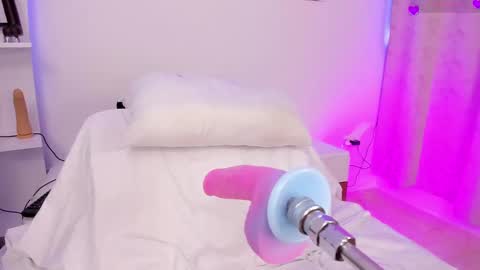 Maria  online show from 03-12-25, 08:52