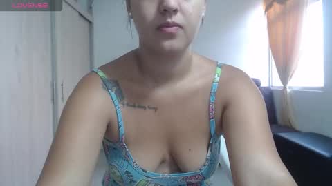  ALEJANDRO Y EMILY  online show from 11-18-25, 12:31