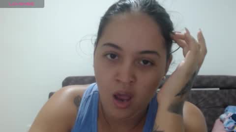  ALEJANDRO Y EMILY  online show from 02-12-26, 10:54