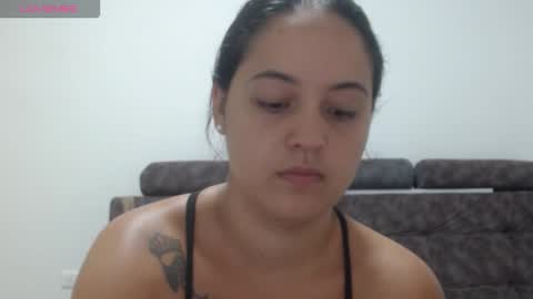  ALEJANDRO Y EMILY  online show from 02-18-26, 07:43