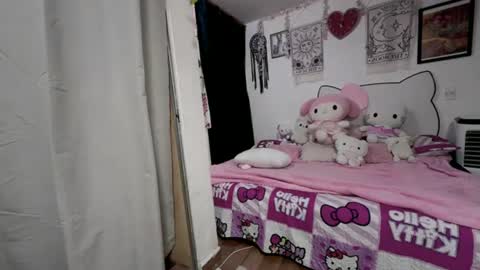 Snapshot of couple_sexxy7 chatting on 06-21-26, 01:19 MIA LIZ AND SAM online show from 06-21-26, 01:19