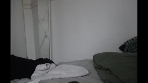 Snapshot of coupleforyou23 chatting on 01-29-25, 09:55 coupleforyou23 online show from 01-29-25, 09:55