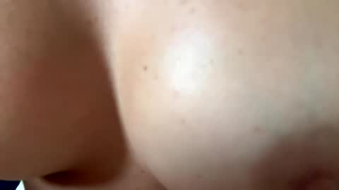 Snapshot of couplemixte25 chatting on 07-28-26, 02:24 Couplemixte25 online show from 07-28-26, 02:24