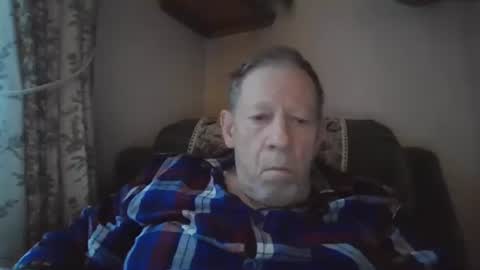 courieral1 online show from 12-22-25, 08:22