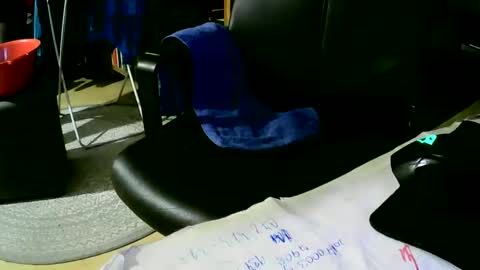 Snapshot of coyote017 chatting on 02-04-25, 07:40 coyote017 online show from 02-04-25, 07:40