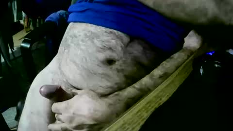 Snapshot of coyote017 chatting on 02-21-25, 01:44 coyote017 online show from 02-21-25, 01:44