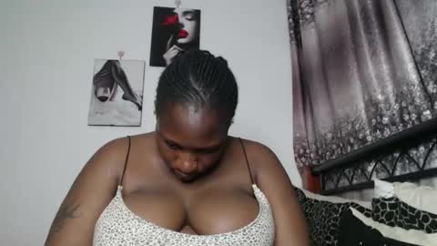 Erykah online show from 11-29-25, 10:24