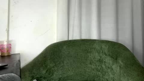 Snapshot of crave_meslowly chatting on 06-21-26, 06:54 Taliee online show from 06-21-26, 06:54