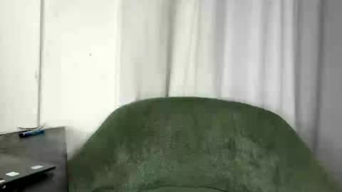 Snapshot of crave_meslowly chatting on 07-07-26, 12:46 Taliee online show from 07-07-26, 12:46