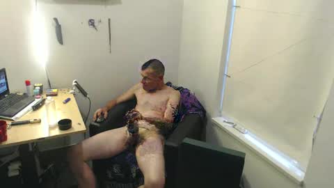 Snapshot of cravedave_d chatting on 09-27-25, 02:55 cravedave d online show from 09-27-25, 02:55