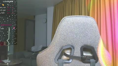 Snapshot of cravelucy chatting on 04-02-26, 03:53 lucy online show from 04-02-26, 03:53