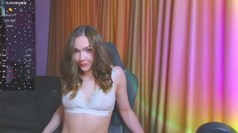 Snapshot of cravelucy chatting on 04-10-26, 01:49 lucy online show from 04-10-26, 01:49