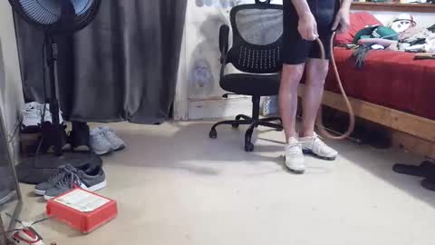 Snapshot of crazy4feetmanic chatting on 05-11-26, 04:29 drbucknaked online show from 05-11-26, 04:29