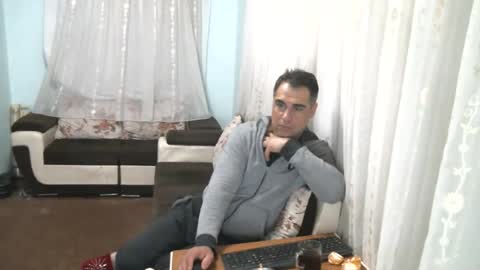 crazy____boy09 online show from 10-30-25, 10:21