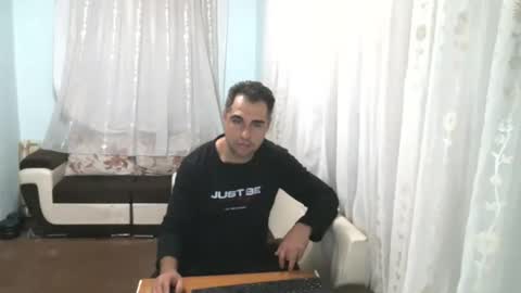 crazy____boy09 online show from 11-01-25, 09:39