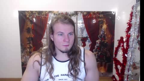 crazyangel8 online show from 12-31-24, 10:34