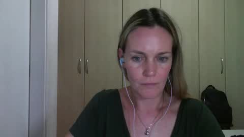 Anny online show from 02-18-25, 06:04