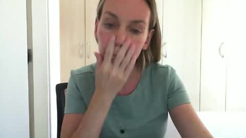 Anny online show from 03-12-25, 07:06