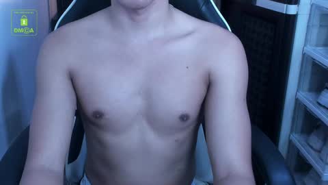 Snapshot of crazyasiancum chatting on 01-25-25, 10:29 Zion online show from 01-25-25, 10:29