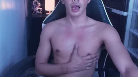 Snapshot of crazyasiancum chatting on 02-15-25, 05:51 Zion online show from 02-15-25, 05:51