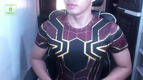 Snapshot of crazyasiancum chatting on 11-01-25, 01:51 Zion online show from 11-01-25, 01:51