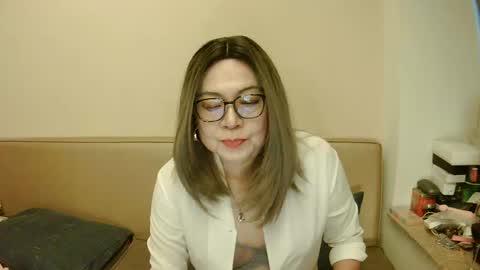 Kelly   online show from 03-05-25, 10:22