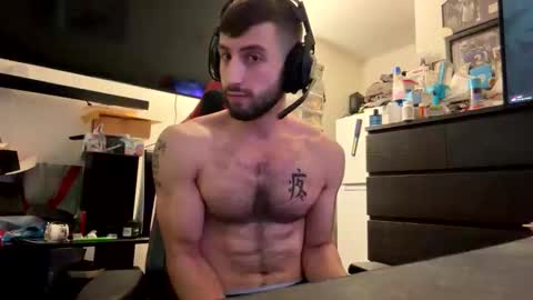 Snapshot of crazydill28 chatting on 11-27-25, 06:21 crazydill28 online show from 11-27-25, 06:21