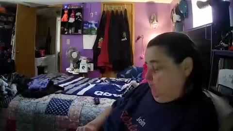 crazygirl802 online show from 01-10-26, 04:09