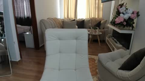 LAURA online show from 02-18-26, 03:30