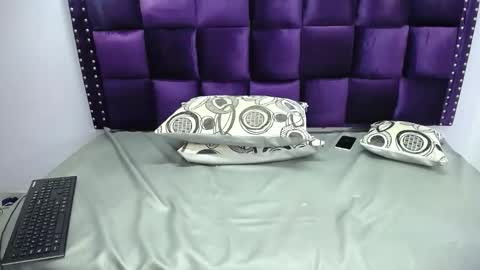 diosalinda online show from 12-31-24, 12:15