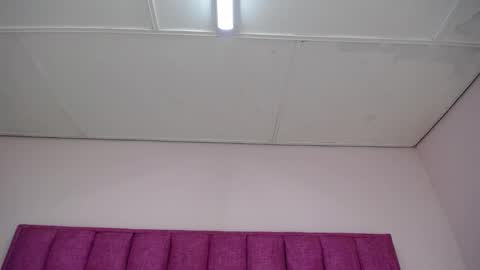 diosalinda online show from 10-24-25, 01:24