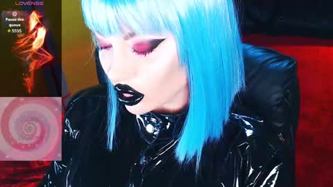 Roxy online show from 04-25-26, 03:09