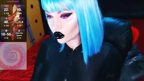 Snapshot of crazypinkyball chatting on 05-30-26, 02:25 Roxy online show from 05-30-26, 02:25