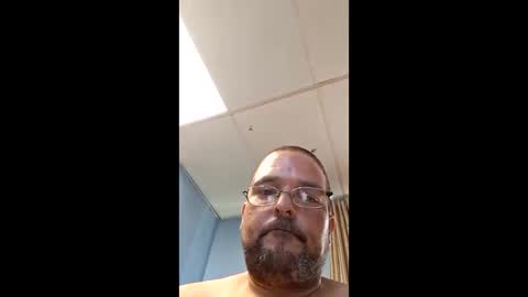 Snapshot of crazytrain1981 chatting on 10-03-25, 03:31 crazytrain1981 online show from 10-03-25, 03:31