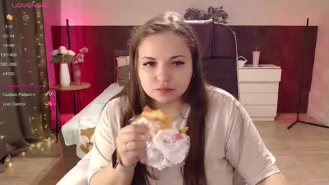 Crazyy Girl  online show from 03-01-26, 05:53