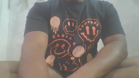 Snapshot of crazzy_booy chatting on 02-08-26, 03:54 crazzy_booy online show from 02-08-26, 03:54