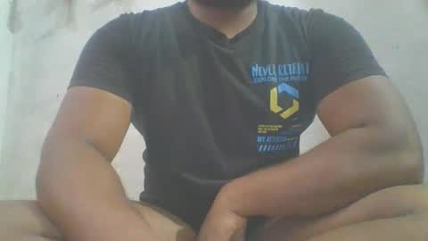 Snapshot of crazzy_booy chatting on 02-26-26, 04:00 crazzy_booy online show from 02-26-26, 04:00