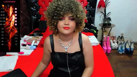 Snapshot of crazzy_pussy chatting on 09-30-25, 09:14 Ana online show from 09-30-25, 09:14